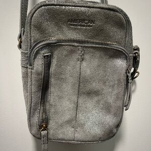 American Leather Co. silver crossbody purse